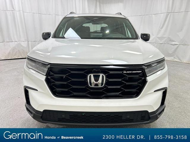Photo of 2025 Platinum White Pearl Honda Pilot