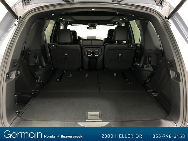 Photo of 2025 Platinum White Pearl Honda Pilot