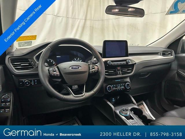 Photo of 2022 Agate Black Metallic Ford Escape