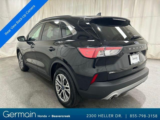 Photo of 2022 Agate Black Metallic Ford Escape