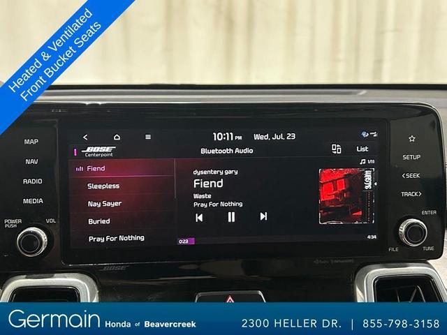 Photo of 2022 Sparkling Silver Kia Sorento