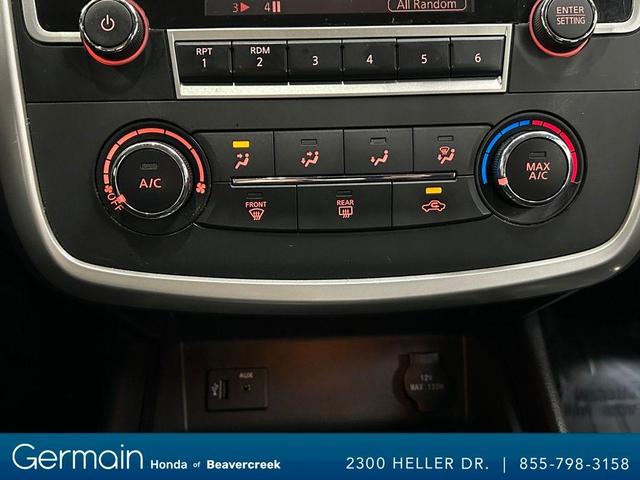 Photo of 2016 Gray Nissan Altima