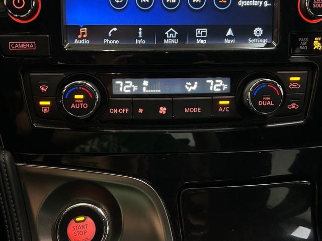Photo of 2017 White Nissan Maxima