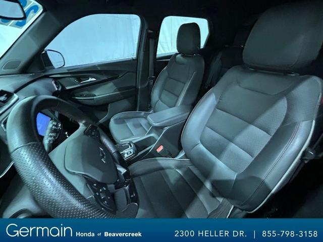 Photo of 2023 Summit White Chevrolet Trailblazer