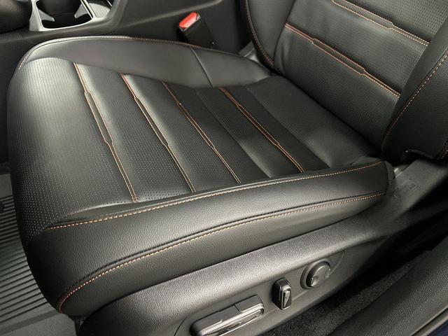 Photo of 2026 Platinum White Pearl Honda CR-V Hybrid