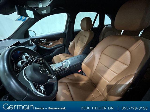 Photo of 2022 Polar White Mercedes-Benz GLC 300