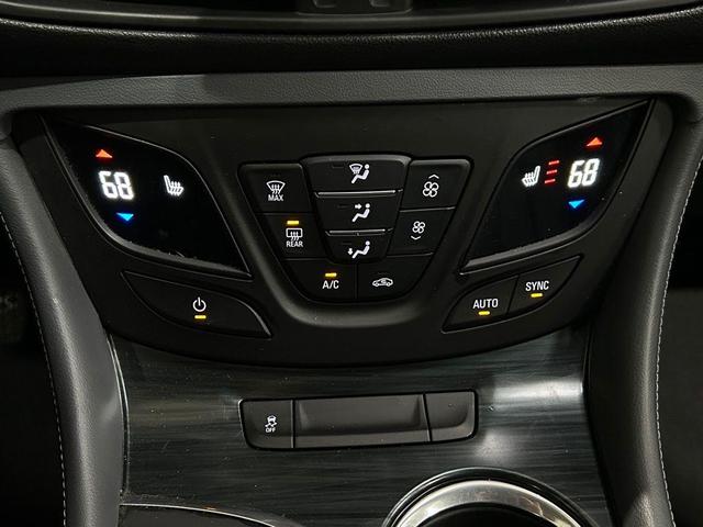 Photo of 2019 Ebony Twilight Metallic Buick Envision