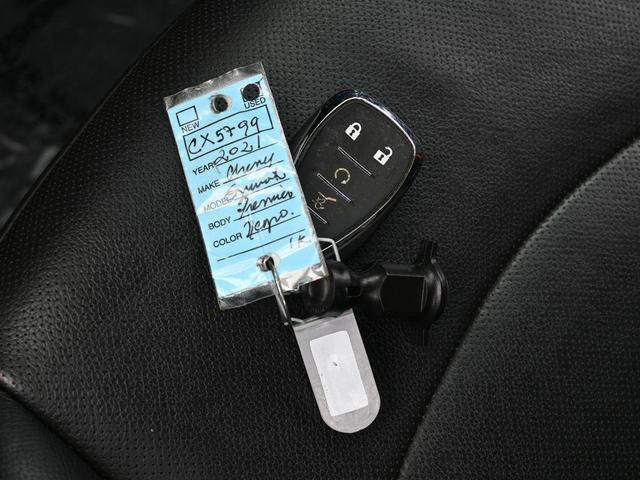 Photo of 2021 Mosaic Black Metallic Chevrolet Equinox