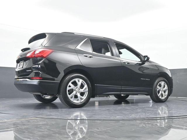 Photo of 2021 Mosaic Black Metallic Chevrolet Equinox