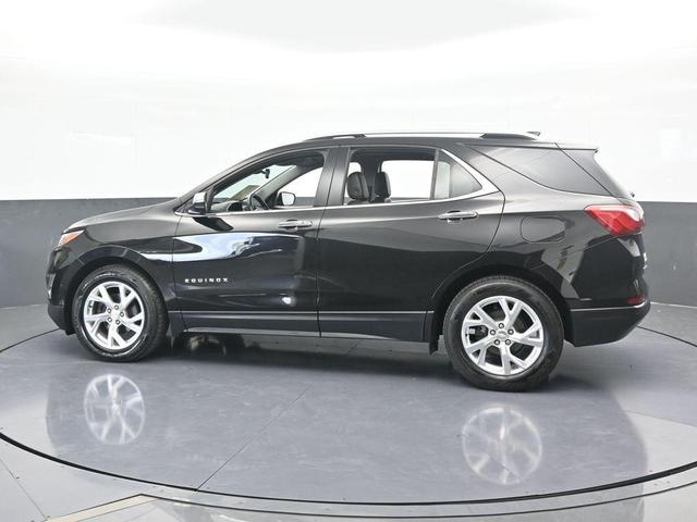 Photo of 2021 Mosaic Black Metallic Chevrolet Equinox