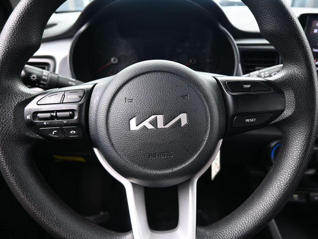Photo of 2022 Silky Silver Kia Rio