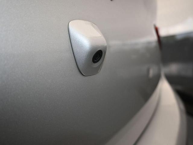 Photo of 2022 Silky Silver Kia Rio