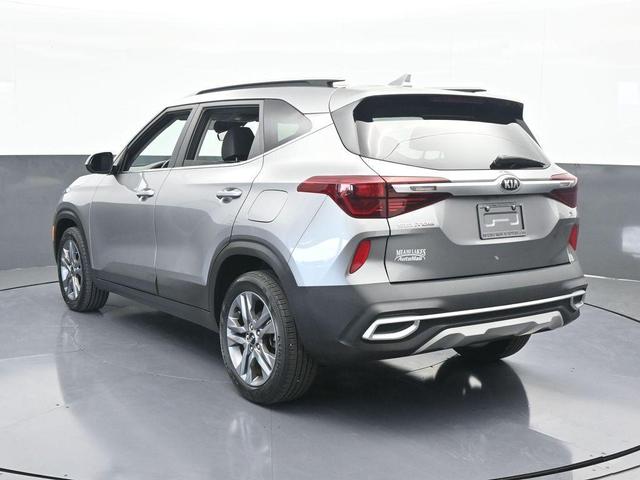 Photo of 2021 Steel Gray Kia Seltos