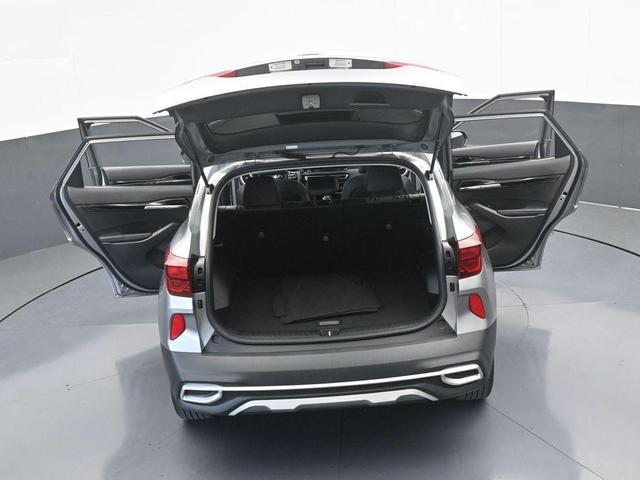 Photo of 2021 Steel Gray Kia Seltos