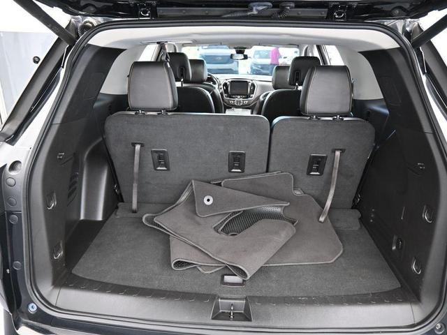 Photo of 2018 Mosaic Black Metallic Chevrolet Traverse
