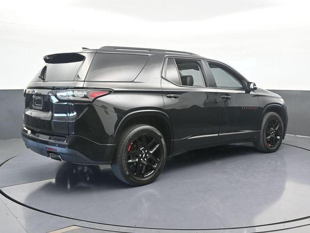 Photo of 2018 Mosaic Black Metallic Chevrolet Traverse