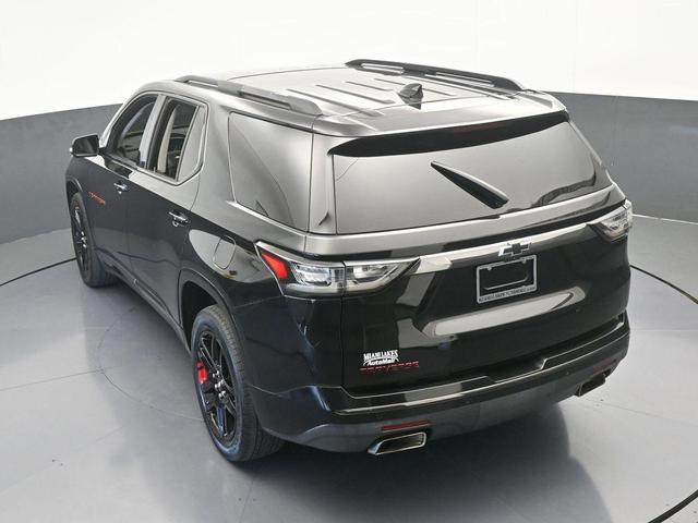 Photo of 2018 Mosaic Black Metallic Chevrolet Traverse