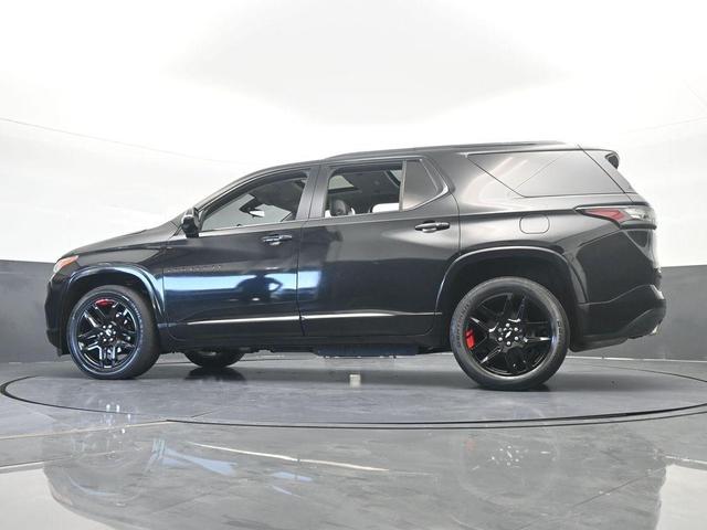 Photo of 2018 Mosaic Black Metallic Chevrolet Traverse