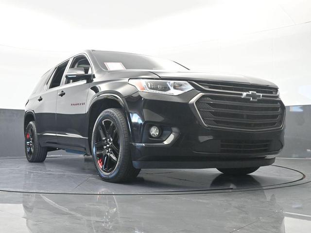 Photo of 2018 Mosaic Black Metallic Chevrolet Traverse