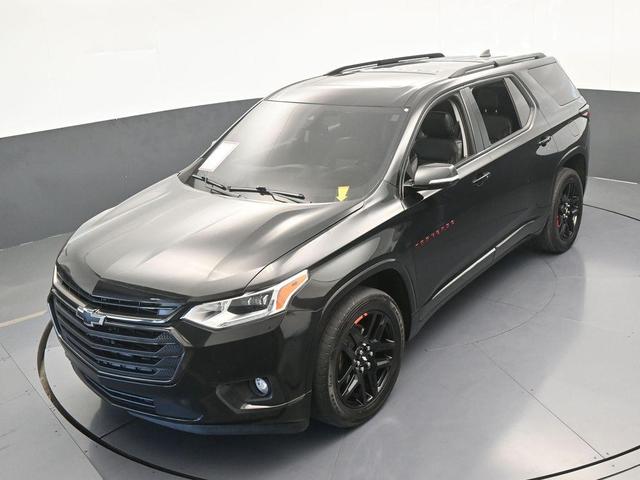 Photo of 2018 Mosaic Black Metallic Chevrolet Traverse