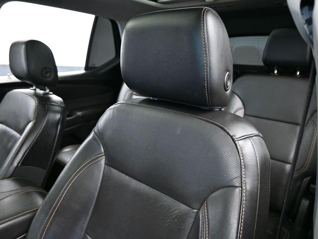 Photo of 2018 Mosaic Black Metallic Chevrolet Traverse