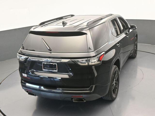 Photo of 2018 Mosaic Black Metallic Chevrolet Traverse