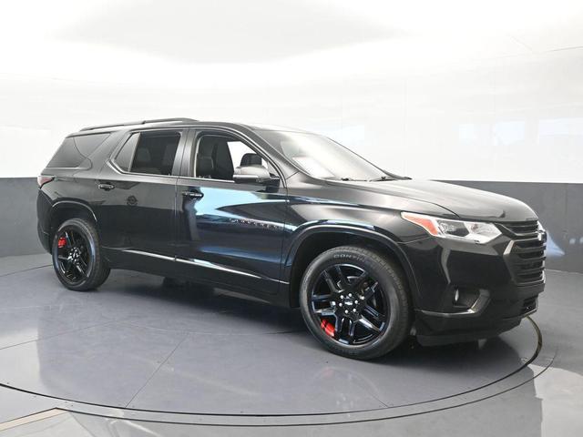 Photo of 2018 Mosaic Black Metallic Chevrolet Traverse