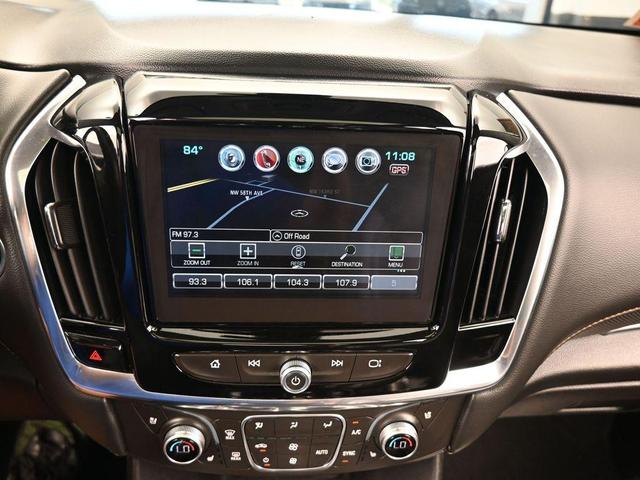 Photo of 2018 Mosaic Black Metallic Chevrolet Traverse