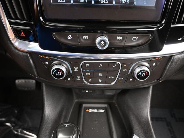 Photo of 2018 Mosaic Black Metallic Chevrolet Traverse