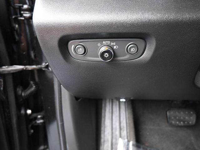 Photo of 2018 Mosaic Black Metallic Chevrolet Traverse