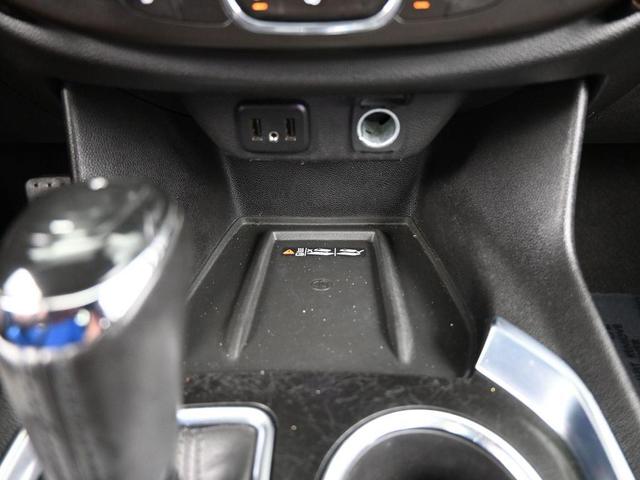 Photo of 2018 Mosaic Black Metallic Chevrolet Traverse
