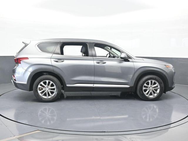 Photo of 2019 Machine Gray Hyundai SANTA FE