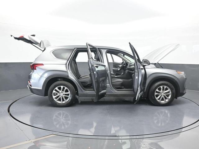 Photo of 2019 Machine Gray Hyundai SANTA FE