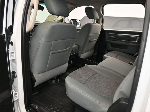 Photo of 2018 Bright White Clearcoat RAM 1500
