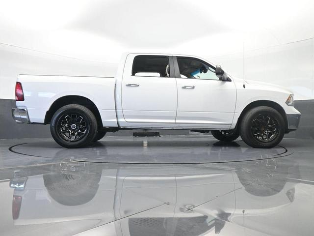 Photo of 2018 Bright White Clearcoat RAM 1500