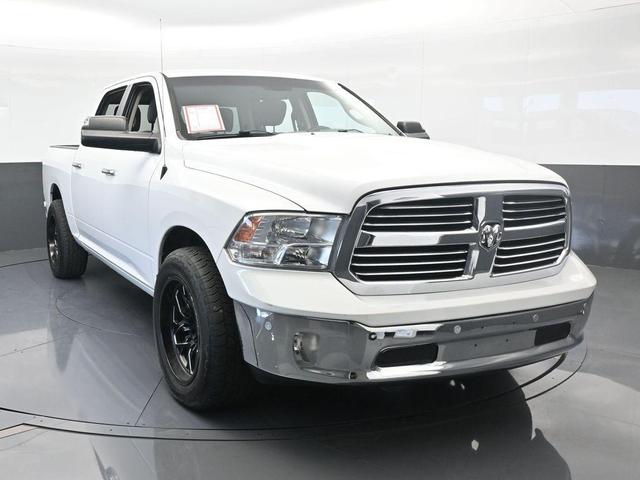 Photo of 2018 Bright White Clearcoat RAM 1500