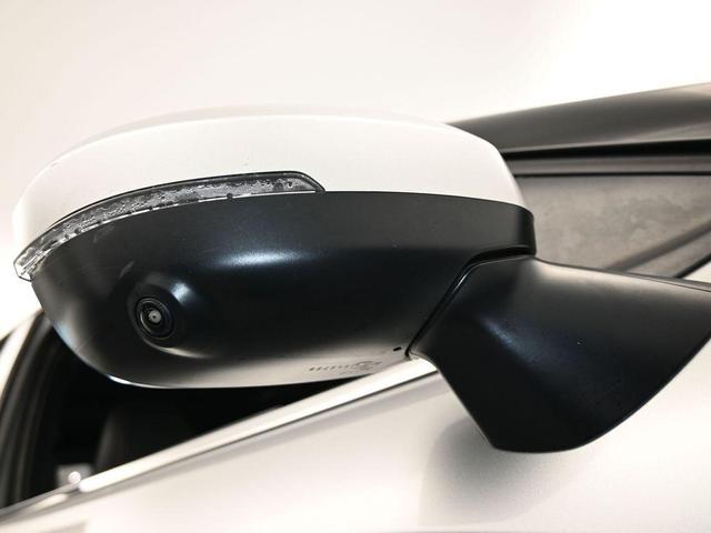 Photo of 2022 Silver Mitsubishi Outlander