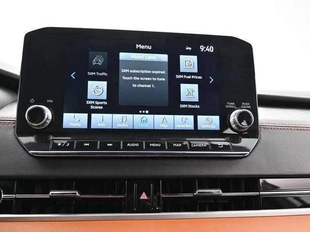 Photo of 2022 Silver Mitsubishi Outlander