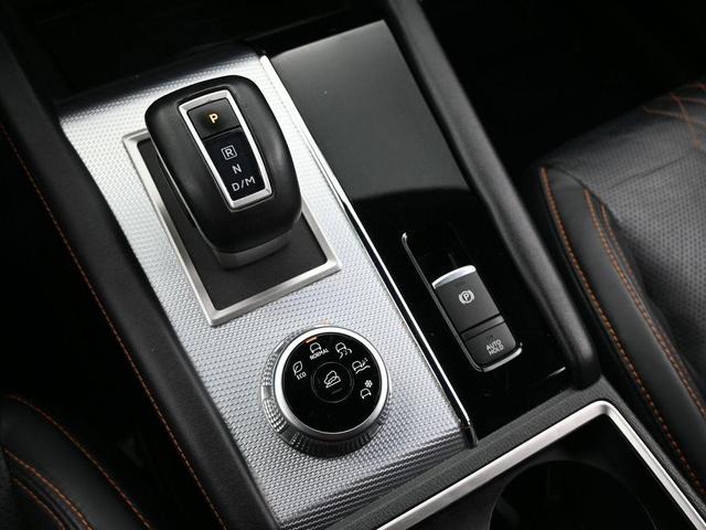 Photo of 2022 Silver Mitsubishi Outlander