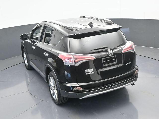 Photo of 2016 Black Toyota RAV4