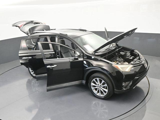 Photo of 2016 Black Toyota RAV4