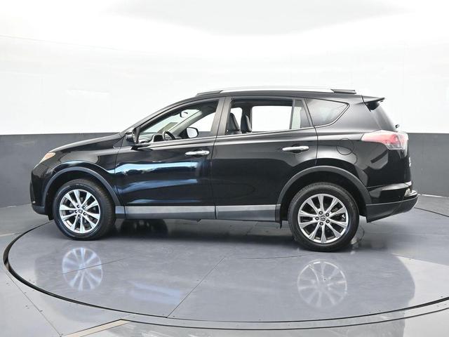 Photo of 2016 Black Toyota RAV4