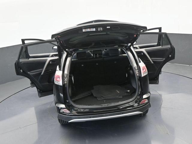 Photo of 2016 Black Toyota RAV4