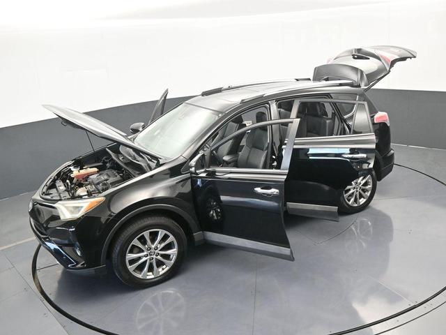 Photo of 2016 Black Toyota RAV4