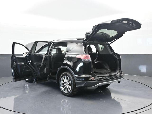 Photo of 2016 Black Toyota RAV4