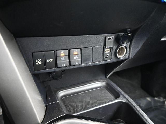 Photo of 2016 Black Toyota RAV4