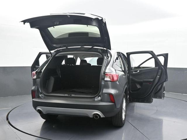 Photo of 2021 Gray Ford Escape