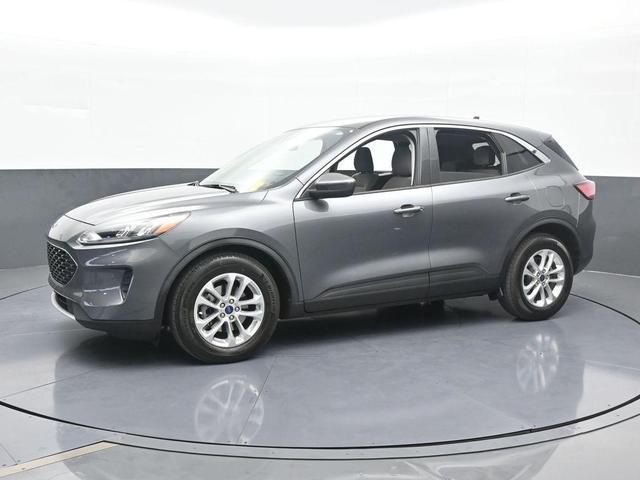 Photo of 2021 Gray Ford Escape