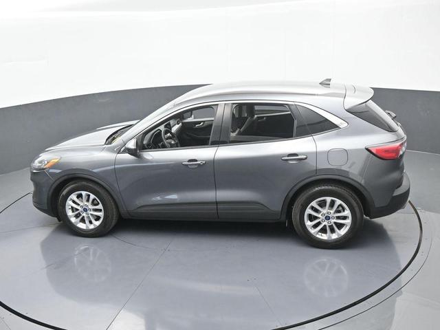 Photo of 2021 Gray Ford Escape