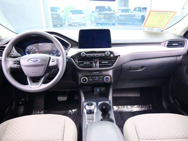 Photo of 2021 Gray Ford Escape
